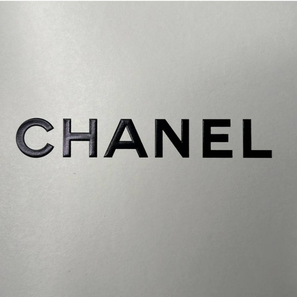 Empty Chanel White Shopping Bag NWOT 10.5" H x 11.5" W x 5" D - Picture 8 of 8